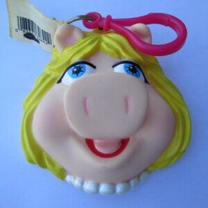 Vintage Muppets Miss Piggy coin purse/backpack clip NWT